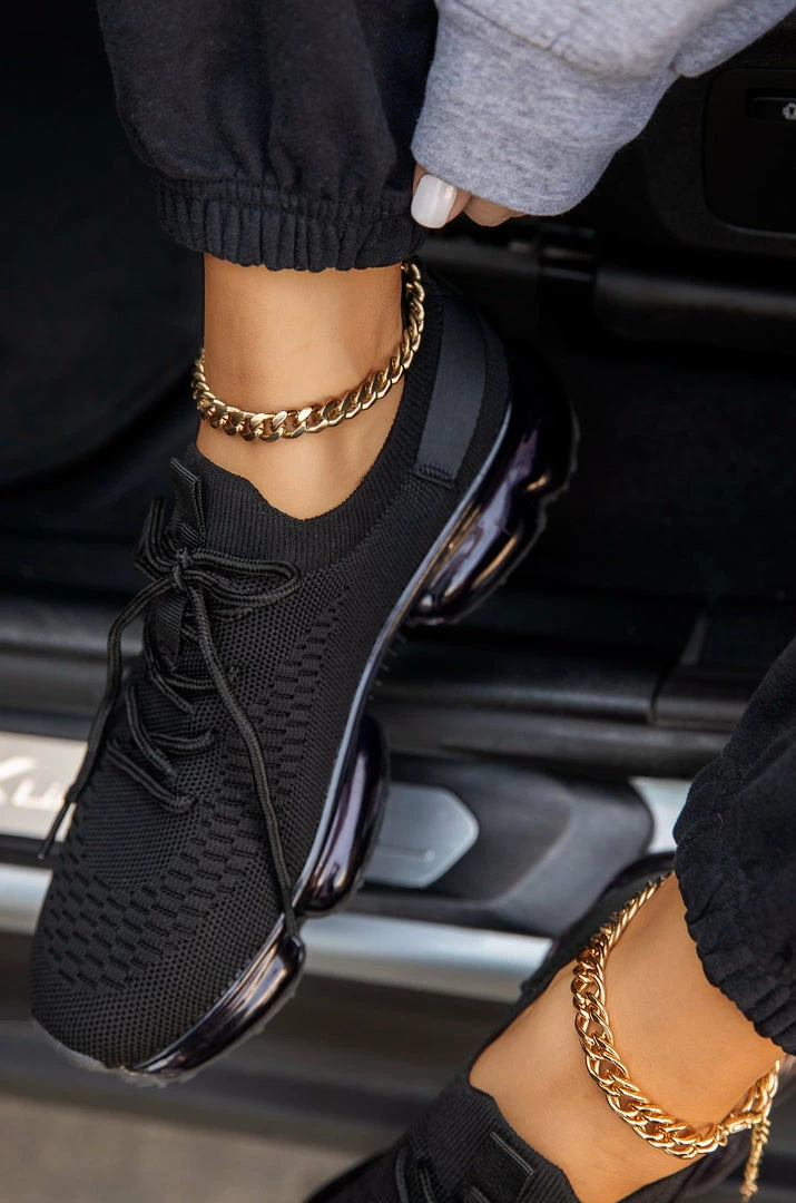 La Sheelah Flow 19 Womens Flyknit Lace Up Athletic Sneakers 1 La Sheelah Flow 19 Womens Flyknit Lace Up Athletic Sneakers