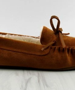 SHOE BARGAIN WAREHOUSE (WWW.SBWSHOES.COM) Driving 04 Women's Fur Lined Insole Moccasins