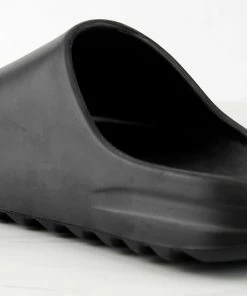 SHOE BARGAIN WAREHOUSE (WWW.SBWSHOES.COM) Agency 01 Womens Horizontal Grooved Outsole Slides