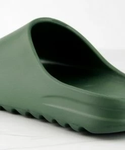 SHOE BARGAIN WAREHOUSE (WWW.SBWSHOES.COM) Agency 01 Womens Horizontal Grooved Outsole Slides