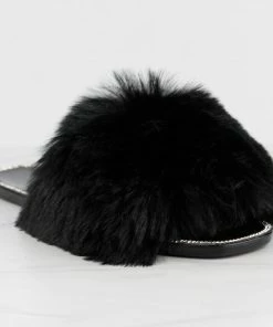 Top Moda Arden 20 Womens Ultra Soft Faux Fur Embellished Slip On Sandals Women's