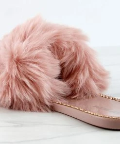 Top Moda Arden 20 Womens Ultra Soft Faux Fur Embellished Slip On Sandals Women's