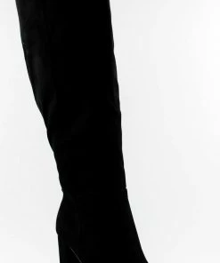 Bamboo Bellflower 41 Women's Chunky Snake Skin Heel Boots