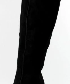 Bamboo Bellflower 41 Women's Chunky Snake Skin Heel Boots