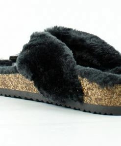 Forever Women's Benefit 12 Womens Faux Fur Lined Thong Slides