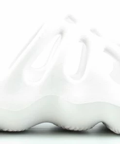 Nature Breeze Bubbly 01 Womens Perforated Wide Band Slip On Sandals