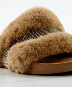 Top Moda Cab 36 Womens Faux Fur Slides With Rhinestone Band Women's