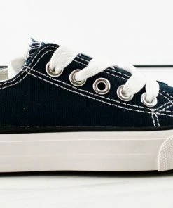 Link Classic 01K Little Girls Low Top Lace Up Canvas Sneakers