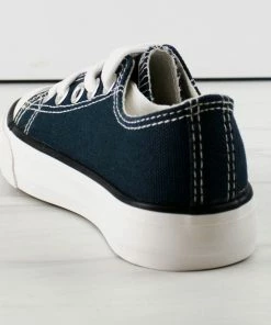 Link Classic 01K Little Girls Low Top Lace Up Canvas Sneakers