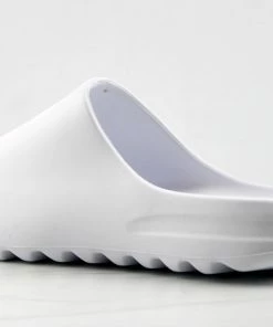 Cape Robin Festive Womens Casual Horizontal Grooved Outsole Slides Women's 29 Cape Robin Festive Womens Casual Horizontal Grooved Outsole Slides Women's