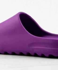 Cape Robin Festive Womens Casual Horizontal Grooved Outsole Slides Women's 38 Cape Robin Festive Womens Casual Horizontal Grooved Outsole Slides Women's