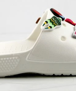 YOKI Fun Womens Decretive Pin Rubber Slides Women's