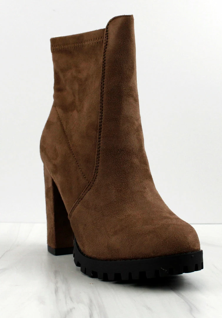 Top Moda Leslie-2 Womens Block Heeled Ridge Sole High Ankle Boots 4 Top Moda Leslie-2 Womens Block Heeled Ridge Sole High Ankle Boots