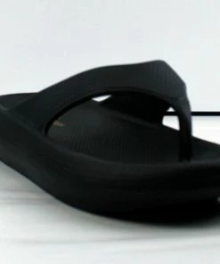 Forever Women's Meek-01 Platform Rivot Thong Slip On Sandals