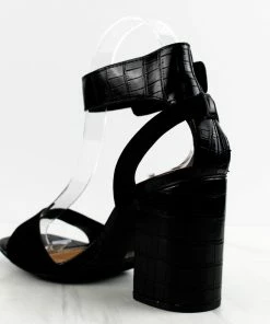 Bamboo Women's Milestone-11 Womens Single Band Block Heel Sandals