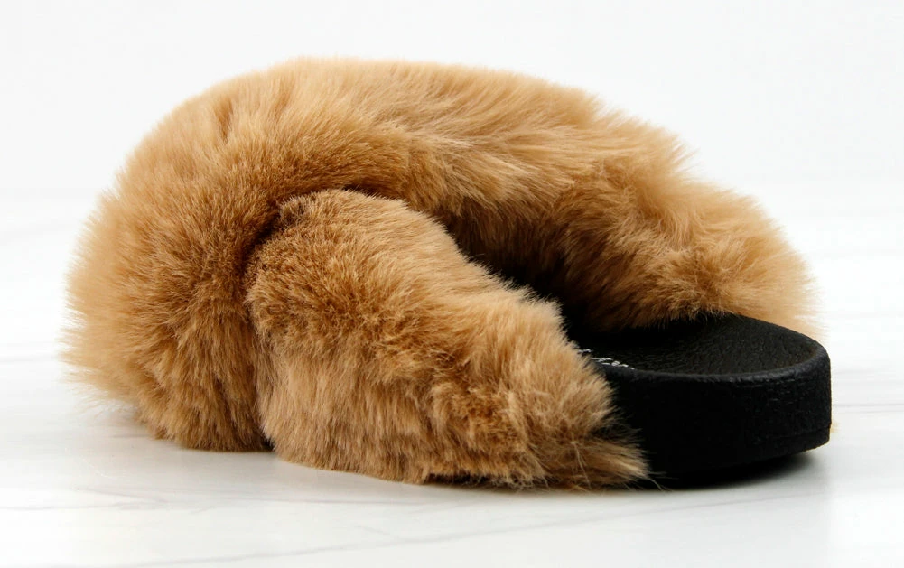 Top Moda Girl's Oasis 1K Little Girls Criss Cross Band Ultra Furry Slides 12 Top Moda Girl's Oasis 1K Little Girls Criss Cross Band Ultra Furry Slides