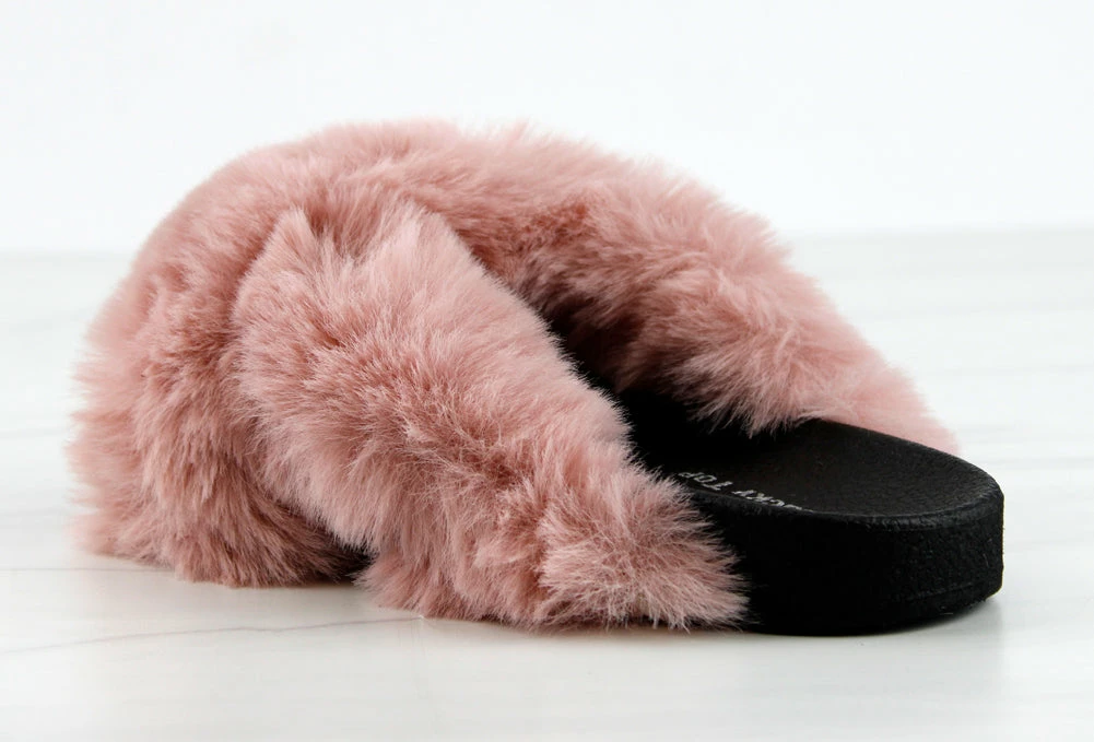 Top Moda Girl's Oasis 1K Little Girls Criss Cross Band Ultra Furry Slides 6 Top Moda Girl's Oasis 1K Little Girls Criss Cross Band Ultra Furry Slides