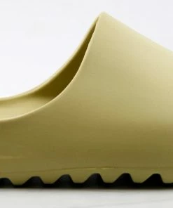 Lemonade Playoff Womens Casual Horizontal Grooved Outsole Slides