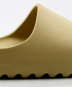 Lemonade Playoff Womens Casual Horizontal Grooved Outsole Slides