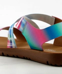 Forever Reform 53 Womens Criss Cross Elastic Strap Flat Sandals Women's