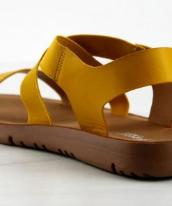 Forever Reform 53 Womens Criss Cross Elastic Strap Flat Sandals Women's