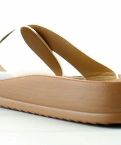 Forever Regular 70 Womens Cross Strap Comfort Slip On Slides