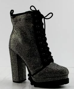 Wild Diva VIVIAN-15 Womans Heeled Studded Combat Boots