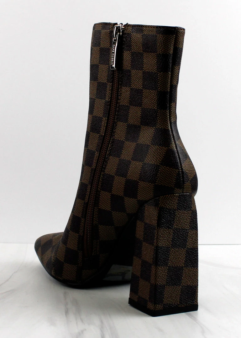 Cape Robin Women's Victory Womens Checkered Print Block Heel Ankle Boots 6 Cape Robin Women's Victory Womens Checkered Print Block Heel Ankle Boots