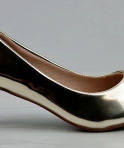 Forever Aubree 16 Women's Patent Plain Pump