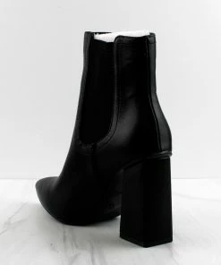 SHOE BARGAIN WAREHOUSE (WWW.SBWSHOES.COM) Setting 04 Women's Pointed Toe Block Heeled Boots