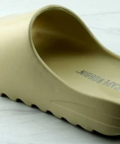 Cape Robin Festive Womens Casual Horizontal Grooved Outsole Slides Women's 44 Cape Robin Festive Womens Casual Horizontal Grooved Outsole Slides Women's