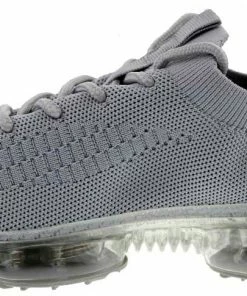 La Sheelah Flow 19 Womens Flyknit Lace Up Athletic Sneakers 47 La Sheelah Flow 19 Womens Flyknit Lace Up Athletic Sneakers