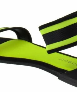 Bamboo Women's Zest 33 Womens Flat Elastic Buckle Sandals